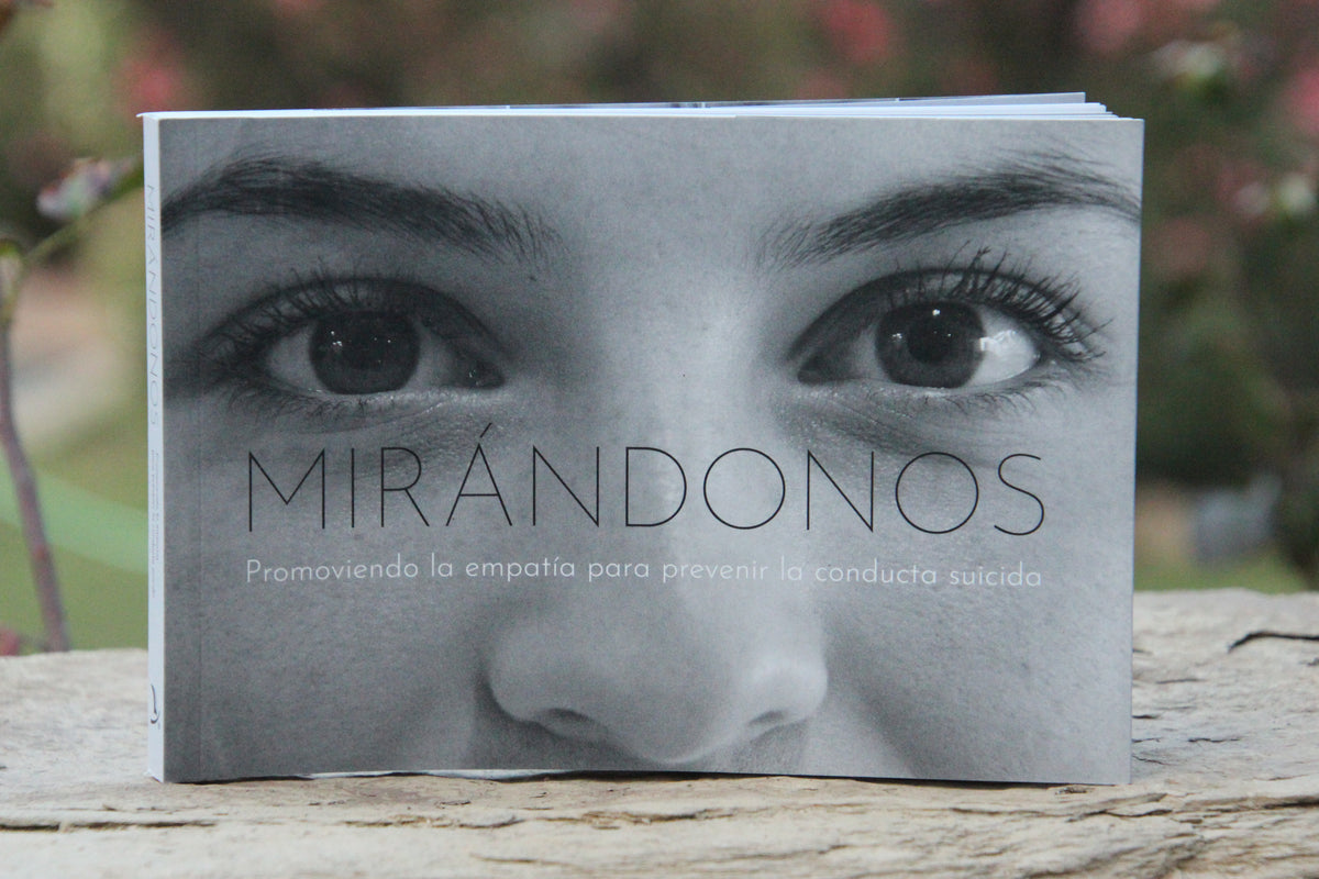 Libro "Mirándonos"